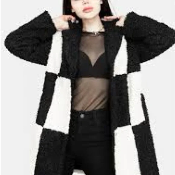 Stylish Black and White Women's Coat - Picture 6 of 6